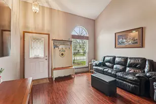 1868 Brighton St, Downers Grove, IL 60516 - Photo 2