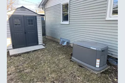 451 31st Avenue, East Moline, IL 61244 - Photo 4