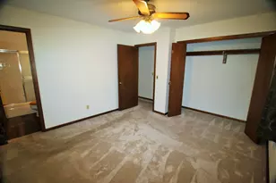 451 31st Ave, East Moline, IL 61244 - Photo 16