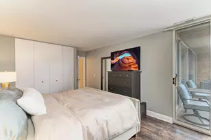 6010 Oakwood Dr, Lisle, IL 60532 - Photo 16