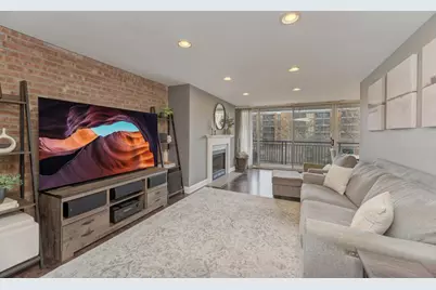 6010 Oakwood Drive #3B, Lisle, IL 60532 - Photo 4