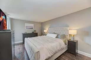 6010 Oakwood Dr, Lisle, IL 60532 - Photo 14