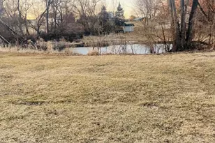 34940 N Leonard Ave, Ingleside, IL 60041 - Photo 1