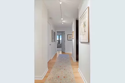 1560 N Sandburg Terrace #4301-4303, Chicago, IL 60610 - Photo 4