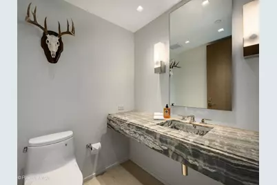 180 E Pearson Street #3704-3705, Chicago, IL 60611 - Photo 28