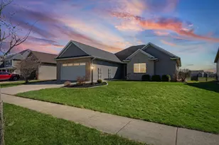 1117 Declaration Dr, Savoy, IL 61874 - Photo 4