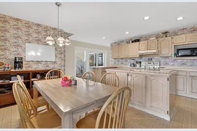 25651 W Illinois Route 60 Highway, Grayslake, IL 60030 - Photo 8