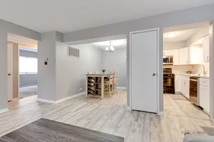 4925 W 109th St, Oak Lawn, IL 60453 - Photo 8