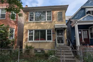 1502 W Hollywood Ave, Chicago, IL 60660 - Photo 1