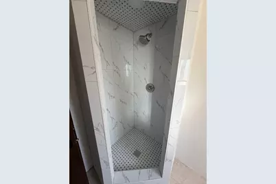 8901 Octavia Avenue, Morton Grove, IL 60053 - Photo 16