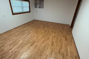 8901 Octavia Ave, Morton Grove, IL 60053 - Photo 12