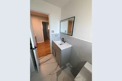 8901 Octavia Avenue, Morton Grove, IL 60053 - Photo 20