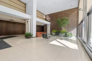 5455 N Sheridan Rd, Chicago, IL 60640 - Photo 2