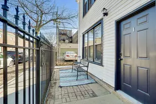 1618 N Rockwell St, Chicago, IL 60647 - Photo 2
