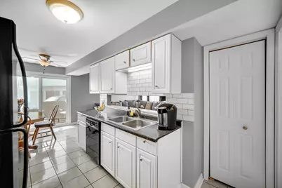 20162 S Fairwood Court, Frankfort, IL 60423 - Photo 4