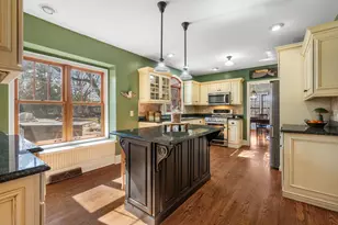 39W113 Ridge Line Rd, Saint Charles, IL 60175 - Photo 10