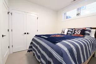 [Address not provided], Chicago, IL 60613 - Photo 32