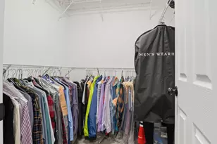 1124 Bartholdi Ct, Carol Stream, IL 60188 - Photo 20