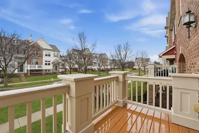 1124 Bartholdi Court, Carol Stream, IL 60188 - Photo 6