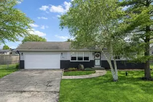 2215 Heather Hills Dr, Saint John, IL 61873 - Photo 1