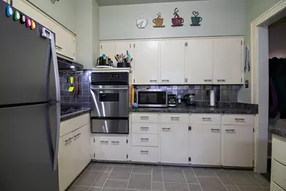 396 S Wildwood Avenue, Kankakee, IL 60901 - Photo 6