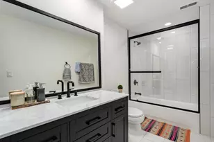 1445 W Huron St, Chicago, IL 60642 - Photo 18