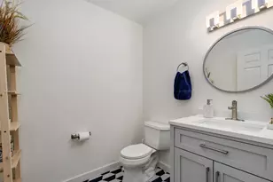 1445 W Huron St, Chicago, IL 60642 - Photo 12