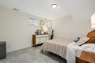 1445 W Huron St, Chicago, IL 60642 - Photo 16