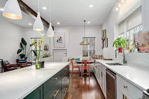 1445 W Huron St, Chicago, IL 60642 - Photo 6