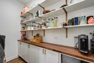 1445 W Huron St, Chicago, IL 60642 - Photo 10