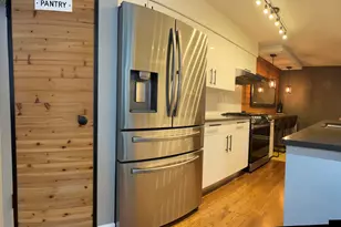 9241 W Ballard Rd, Des Plaines, IL 60016 - Photo 12