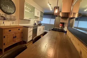 9241 W Ballard Rd, Des Plaines, IL 60016 - Photo 14