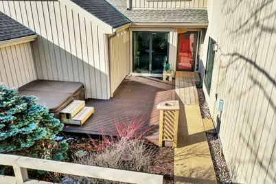 66 Hunt Trail, Lake Barrington, IL 60010 - Photo 2