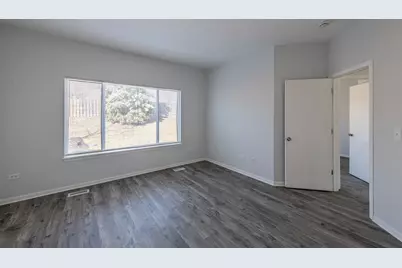 3209 Hoffman Street, Plano, IL 60545 - Photo 16