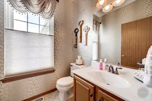 4606 Carrier Cir, Plainfield, IL 60586 - Photo 24