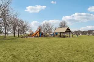 608 Hawley Dr, Oswego, IL 60543 - Photo 28