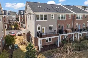 941 Coletta Cir, Naperville, IL 60563 - Photo 24