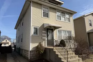 5475 N Monitor Ave, Chicago, IL 60630 - Photo 2