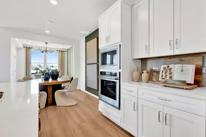 65 Weirich Way #78002, Batavia, IL 60510 - Photo 6