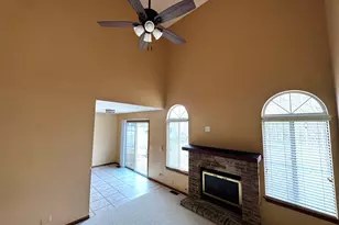 165 Winchester Dr, Streamwood, IL 60107 - Photo 6