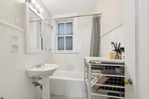 2608 N Lakeview Ave, Chicago, IL 60614 - Photo 10