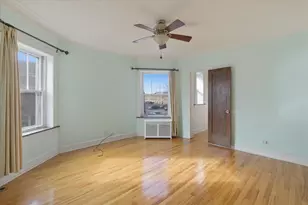 7409 N Claremont Ave, Chicago, IL 60645 - Photo 8