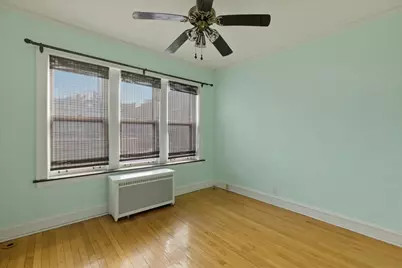 7409 N Claremont Avenue #1, Chicago, IL 60645 - Photo 10