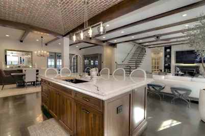 6227 N Sauganash Avenue, Chicago, IL 60646 - Photo 8