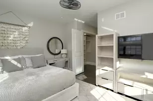 6227 N Sauganash Ave, Chicago, IL 60646 - Photo 56