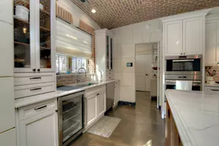 6227 N Sauganash Ave, Chicago, IL 60646 - Photo 10