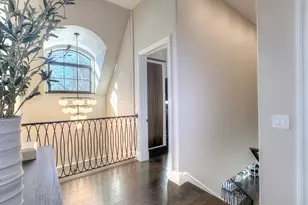 6227 N Sauganash Ave, Chicago, IL 60646 - Photo 32