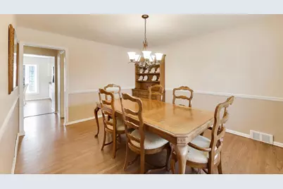 2013 N Windsor Drive, Arlington Heights, IL 60004 - Photo 6