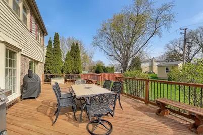2013 N Windsor Drive, Arlington Heights, IL 60004 - Photo 26
