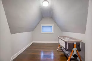 702 Jackson St, Aurora, IL 60505 - Photo 14